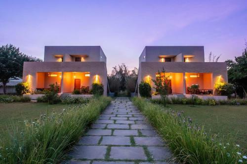 Machli A Wilderness Home