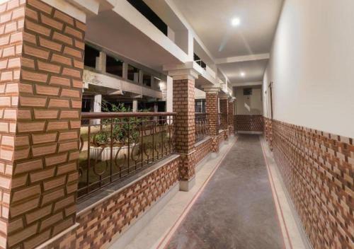 Hotel Meerasray Guest House