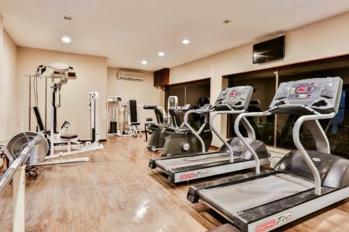 Hotel Sun-n-sand Suites, Shirdi