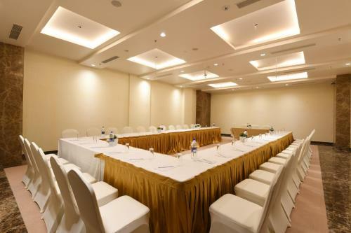 Hotel Harsha The Fern Shivamogga