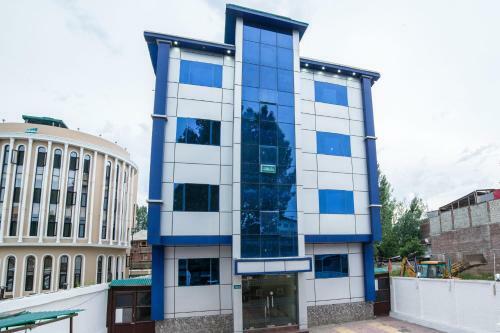 Oyo 5416 Hotel Ibnigani