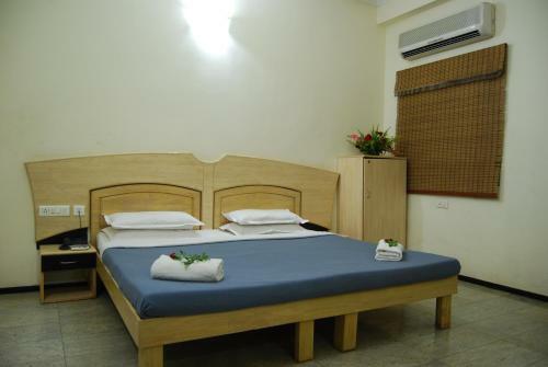 Hotel Vinayaga Excellency By Poppys Tirupur