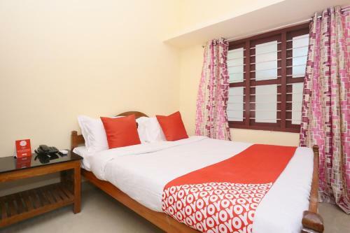 Hostal Room In Apartment - Peace Rooms Trivandrum