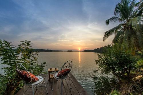 Villa Saffronstays Suvarna Sangam