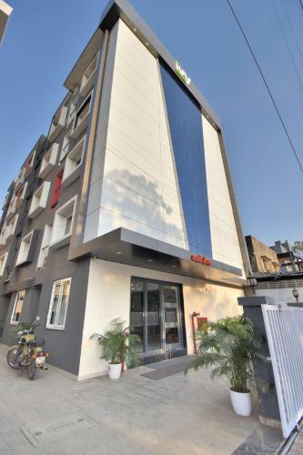 Ivy Hotel Navi Mumbai