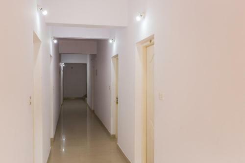 Hotel Oyo 15599 Reem Residency