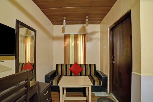 Oyo 4841 Hotel Abhishek Regency