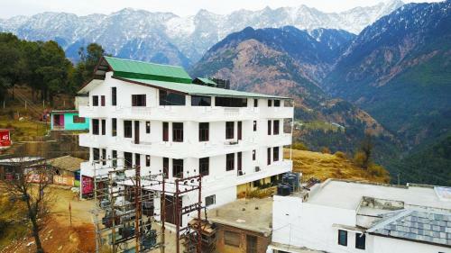 Hotel Dlx Stay In Naddi