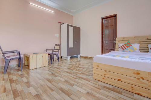 Hostal Oyo 78596 Ashok Homes