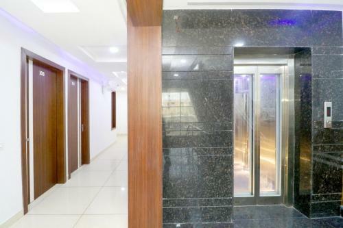 Oyo 40722 Hotel Galaxy