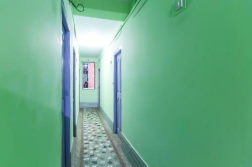 Hotel Oyo 74949 Grover International