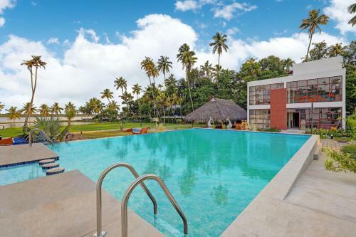 Hotel Club Mahindra Arookutty