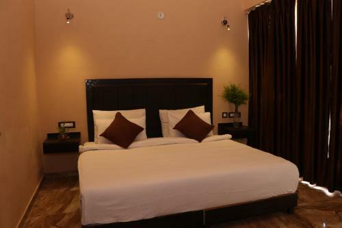 Hotel Luxury Resort In Marchula