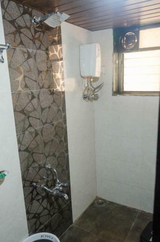 Bed & Breakfast Bigfoot Stay - Malhar Villa