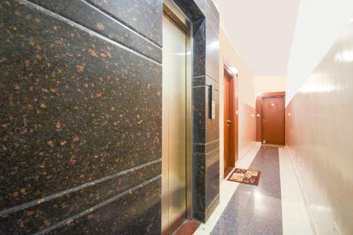 Oyo 70744 Hotel Atharv
