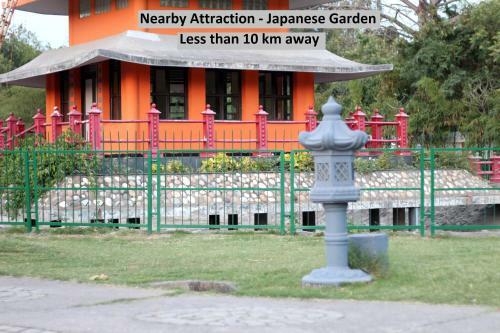 Oyo 70744 Hotel Atharv