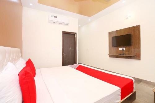 Oyo 40089 Hotel Star Highway