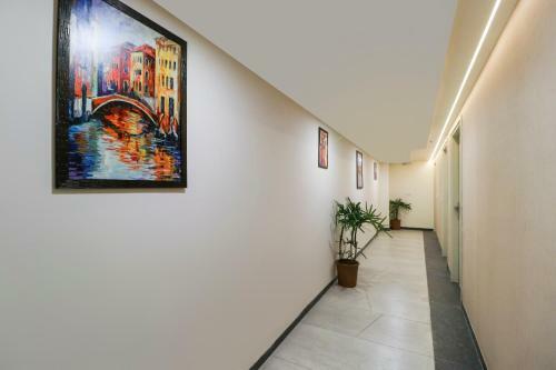Capital O 71537 Hotel Athens