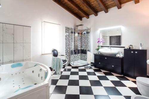 Agrigento Villa Sleeps 14 Pool Air Con Wifi