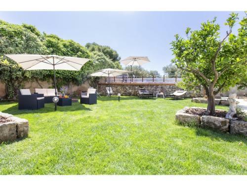 Villa Alghero, Casal Patern For 14 People With Swimming Pool