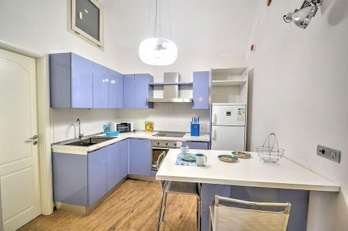 Amalfi Apartment Sleeps 4 Air Con Wifi