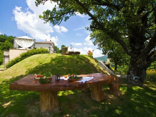 Amazing Villa In Apecchio With Swimming Pool