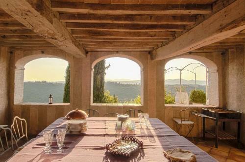 Argiano Villa Sleeps 16 Wifi