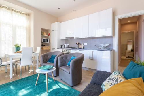 Luna & Stella Apartments By Rentallcomo