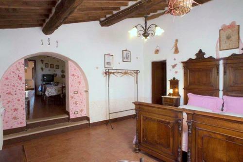 San Gimignanello Villa Sleeps 35 With Pool And Wifi