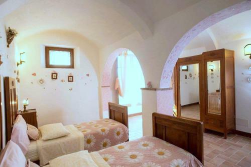 San Gimignanello Villa Sleeps 35 With Pool And Wifi