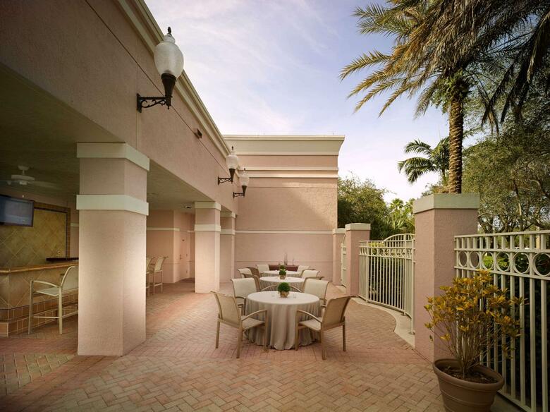 Hotel Doubletree By Hilton Sunrise - Sawgrass Mills