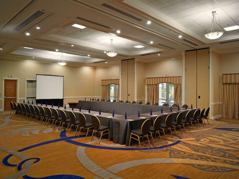 Hotel Doubletree By Hilton Sunrise - Sawgrass Mills
