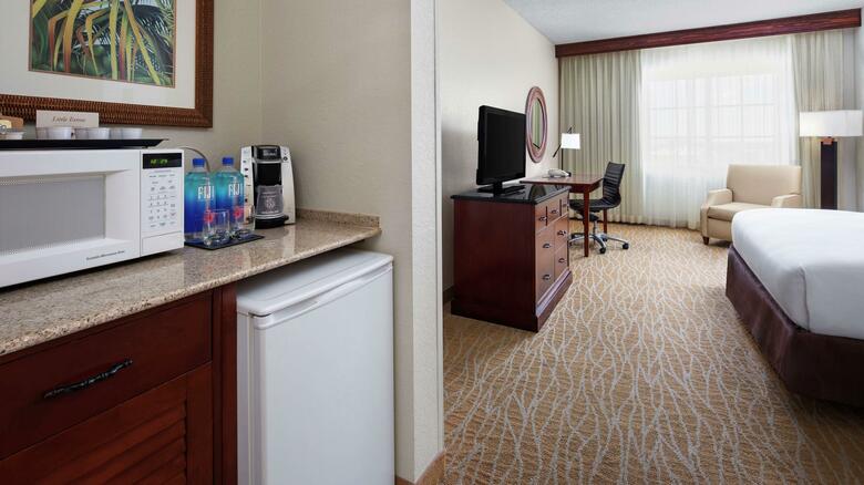 Hotel Doubletree By Hilton Sunrise - Sawgrass Mills