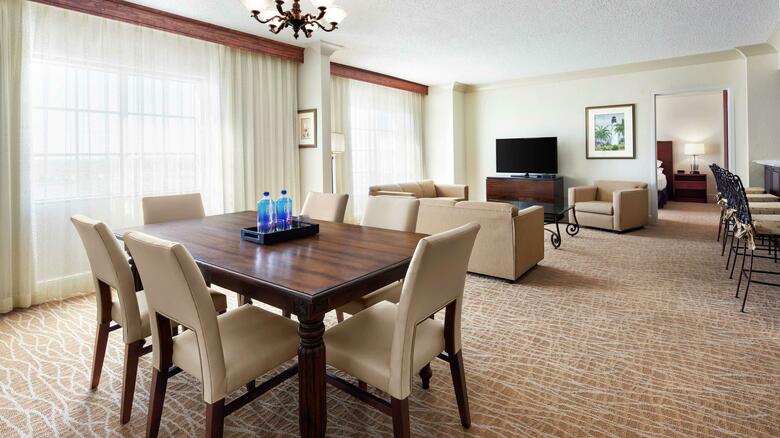 Hotel Doubletree By Hilton Sunrise - Sawgrass Mills