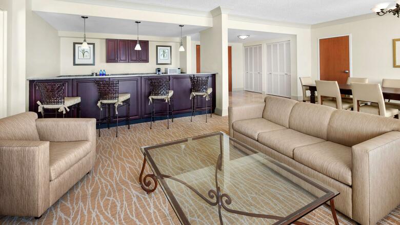Hotel Doubletree By Hilton Sunrise - Sawgrass Mills