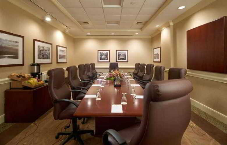 Hotel Doubletree By Hilton Sunrise - Sawgrass Mills