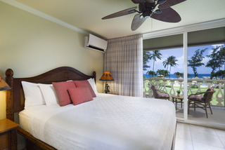 Hotel Aston Islander On The Beach