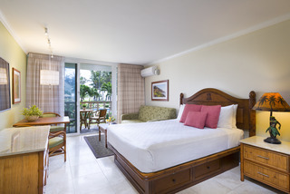 Hotel Aston Islander On The Beach
