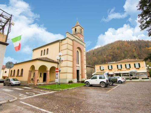 Inviting Apartment In Borgo Pace Amidst Hills