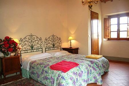 Bucine Villa Sleeps 12 Pool Wifi