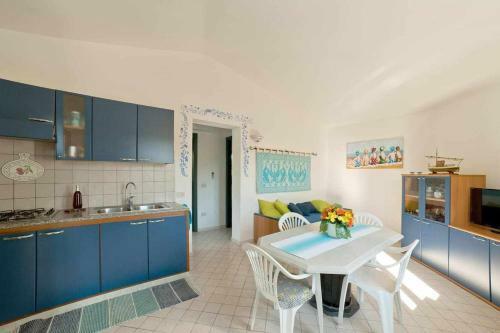 Villa Con Piscina 200 Mt Dalla Piaggia 10 Persone