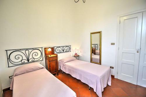 Calvanico Villa Sleeps 12 Air Con Wifi
