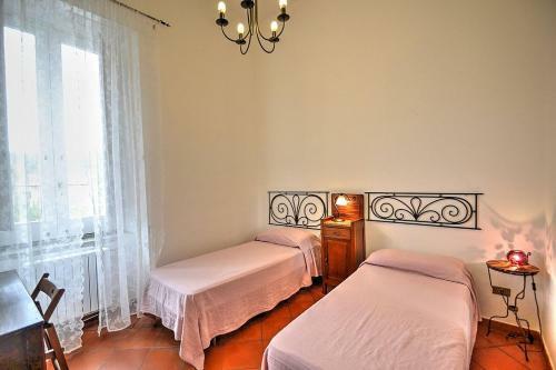 Calvanico Villa Sleeps 12 Air Con Wifi