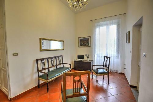 Calvanico Villa Sleeps 12 Air Con Wifi