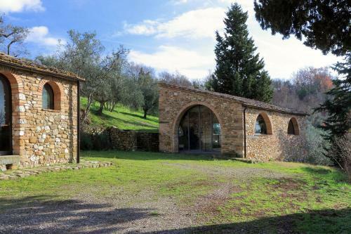 Calzaiolo Villa Sleeps 12 With Pool