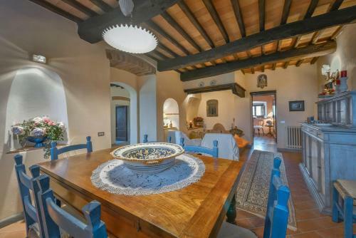 Baco Villa Sleeps 8 Pool Air Con Wifi