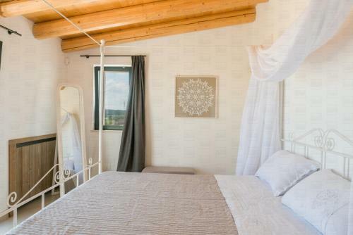 Helloapulia - Villa "i Trulli L'aia Di Cucumo"