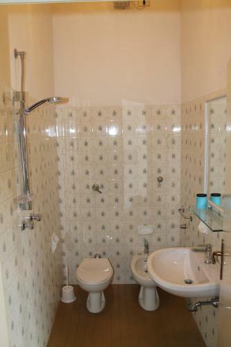 Hotel Residence Ponente Rooms And Coffee