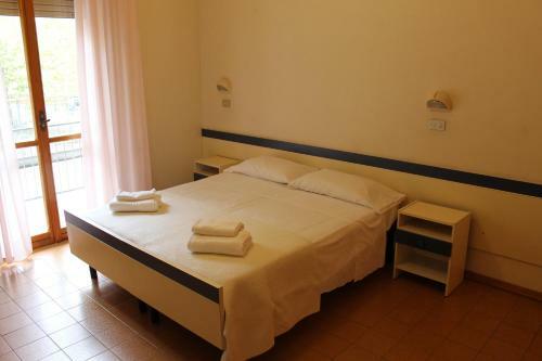 Hotel Residence Ponente Rooms And Coffee