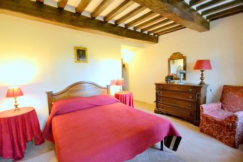 Case Colle Villa Sleeps 30 With Pool And Air Con